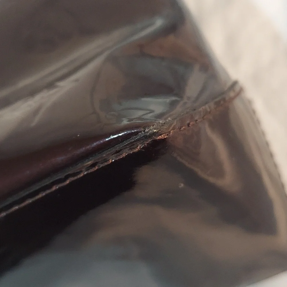 Louis Vuitton Amarante Vernis Wilsher Pm Tote Satchel